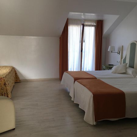 Hotel Valle De Cabezon Cabezón de la Sal Szoba fotó