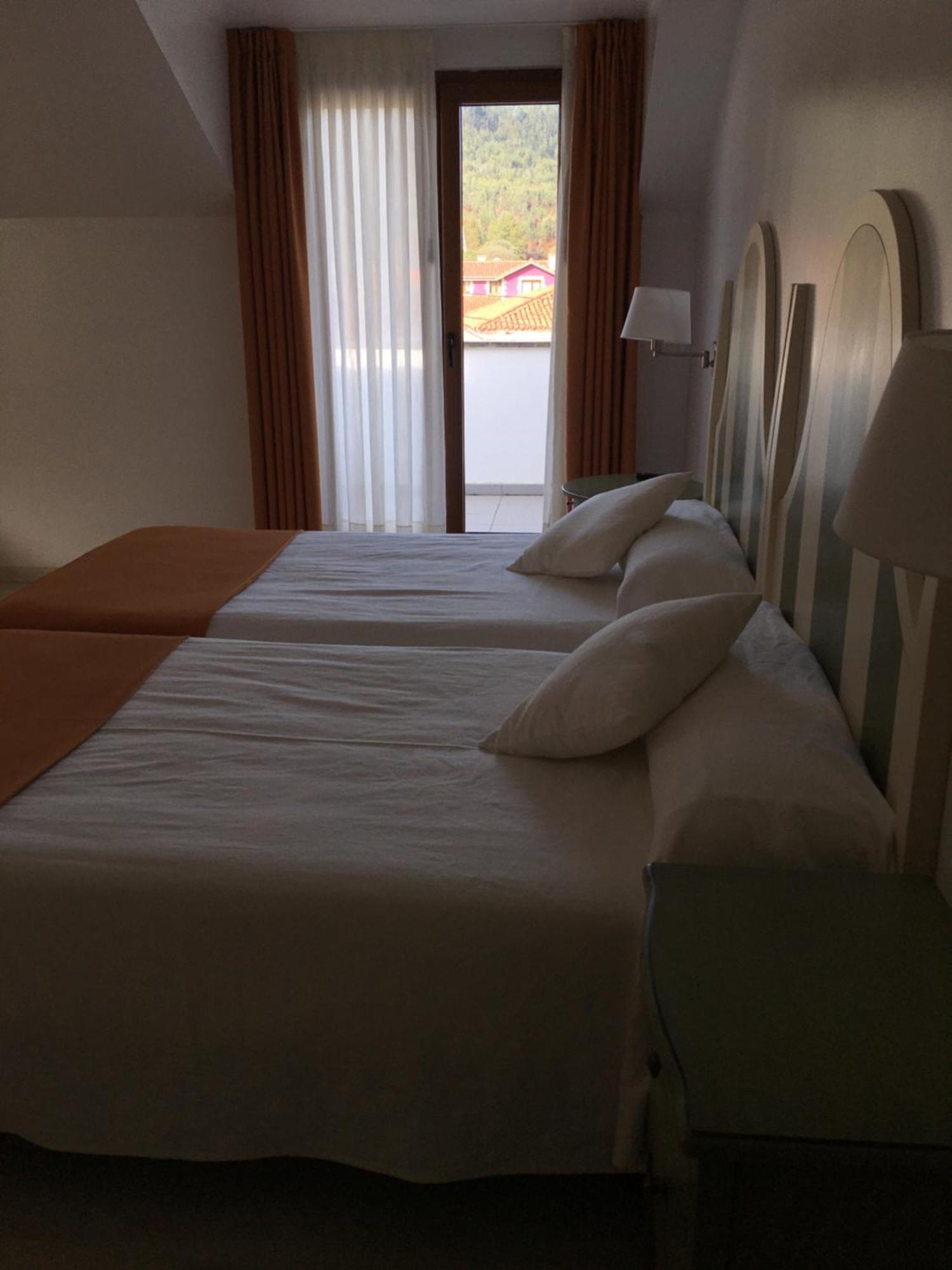 Hotel Valle De Cabezon Cabezón de la Sal Szoba fotó
